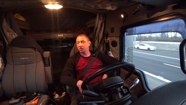 Остановила Полиция. Тюрьма Или 1000 Штраф смотреть онлайн