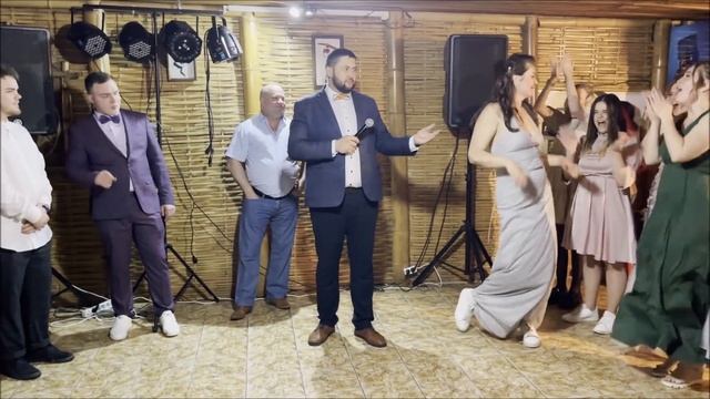 Жених убил невесту своим танцем на полу. Гости в шоке! Ржака