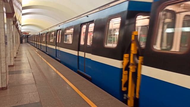 Отправление Юбилейного Первой серии со станции Пролетарская смотреть онлайн