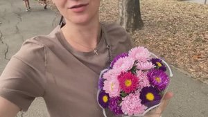 НЕ МОГУ ПЛАКАТЬ / Все плохо / Покупаю себе букеты 🌸