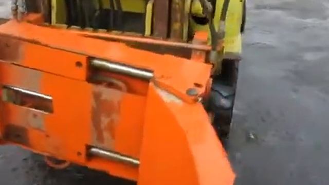 Поворотный захват для бочек и рулонной бумаги