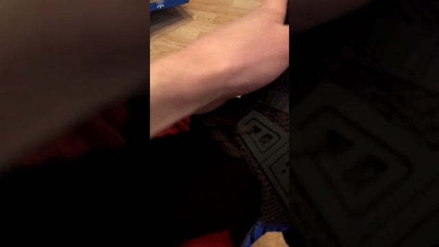 Распаковка Adidas EQT Bask смотреть онлайн