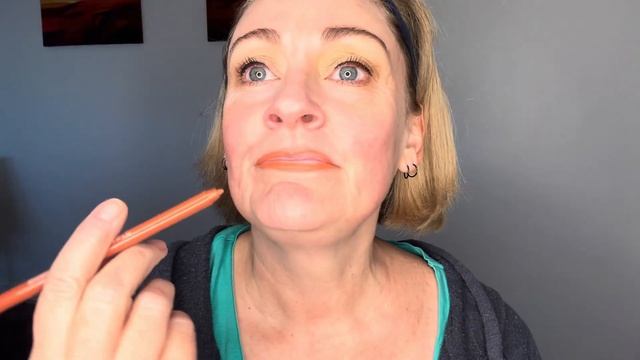 Try on some new makeup with me! 😁