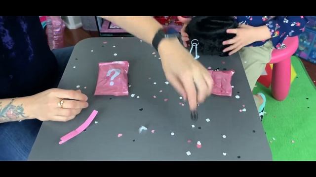 Новые куклы NA NA NA surprise! Распаковка красавицы! смотреть онлайн