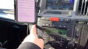 How to pair and delete mobile phone from bluetooth hands-free - Land Rover Freelander 2 / LR2