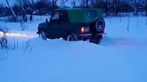 Уаз 469 с Форвард Сафари 510 в сняг