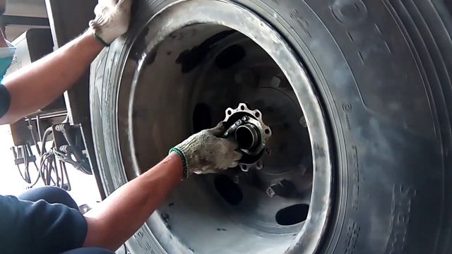 4th 6hh1 Isuzu forward rear brake leak repair#Poloy IPE смотреть онлайн