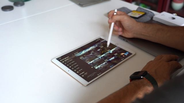 Apple iPad Pro 10.5 - NON BUTTARE I TUOI SOLDI! смотреть онлайн
