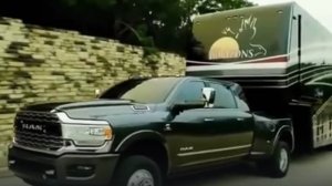 Обзор на дом на колесах и RAM 3500 6.7TD AT 4x4 Big Horn Crew Cab Long Box