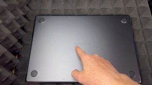 Apple MacBook Pro 16.2" (Fall 2023) - Space Black Apple M3 Pro / 512GB SSD / 18GB RAM Unboxing