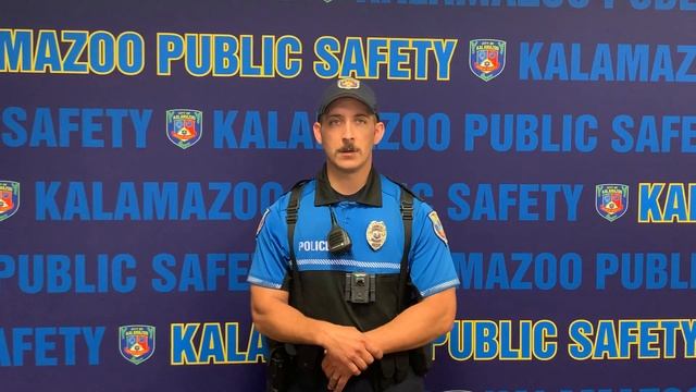 Wear your seat belt! смотреть онлайн