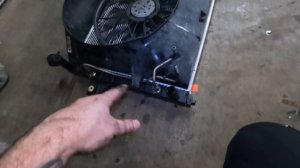 2003 Jeep Grand Cherokee (WJ) Radiator Replacement