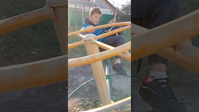 первый подписчик.