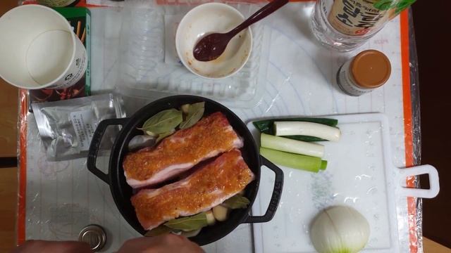 초간단 자취요리, 대존맛 무수분 수육(with 스타우브) [집밥Vlog]