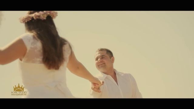 Vitalie & Ecaterina Crazy Funny moments (Help me lose my mind) смотреть онлайн