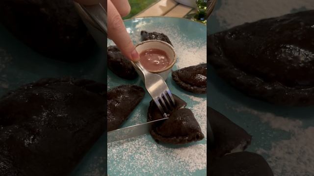 Черемуховые вареники с творогом. Кафе Пермская кухня, Пермь.