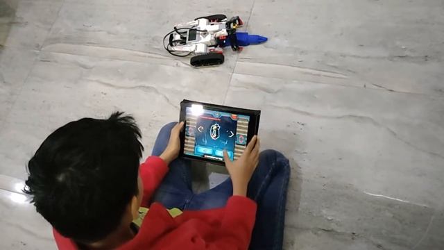 Lego Ev3 Track3R complete functionality смотреть онлайн