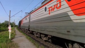 Электровоз ВЛ10-1791 с 10-ю вагонами