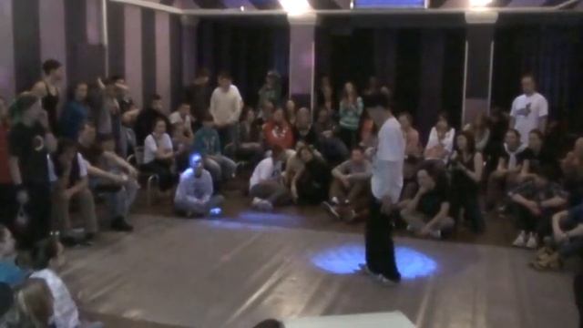 Motya vs Diman 1 4 popping ''Teamka 2012'' Gorki 10 смотреть онлайн