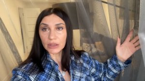 Готовлю свекольный салат. Синяя тушь для ресниц.