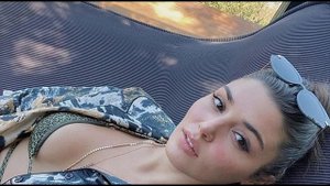 Награда за красоту Ханде Эрчел и Керему Бюрсину!