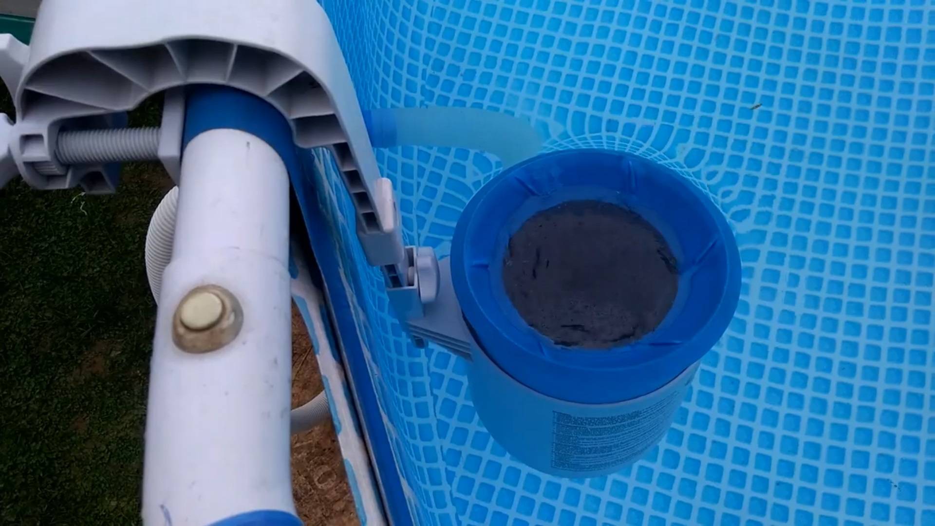 Скимер для бассейна. Чистка бассейна. смотреть онлайн