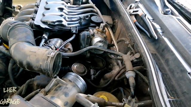 LAVADO DE CUERPO DE ACELERACIÓN DE IBIZA 1.6 MK1 || LUIS HER смотреть онлайн