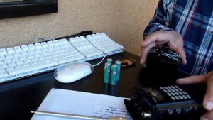 Yupiteru  MVT - 7100  Handheld Multi-Band Scanner