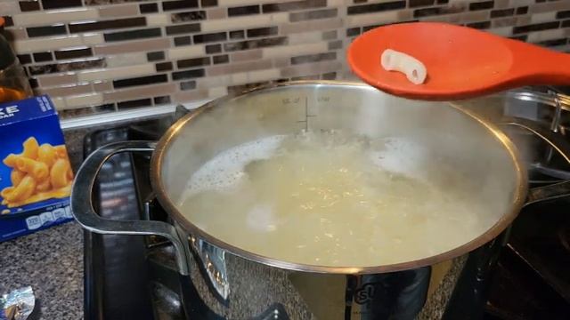 How to cook Kraft Mac and Cheese Deluxe, Original Cheddar. Simple Basic How to directions.