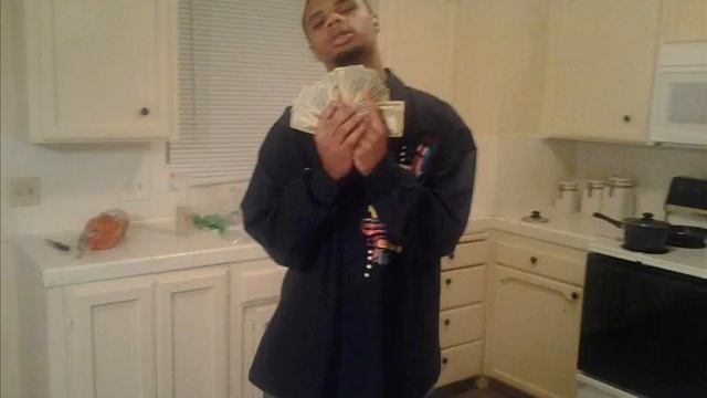 Macca Ft 'Tre P' N Low Ke- Pain Want Go Away смотреть онлайн