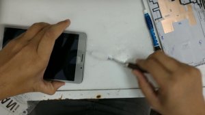 Samsung SM-T285 opening & screen replacement