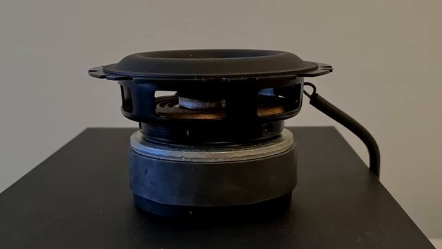 HomePod Woofer test & 960fps Slo-Mo смотреть онлайн