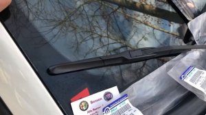 Fiat 500 OEM wiper blade change