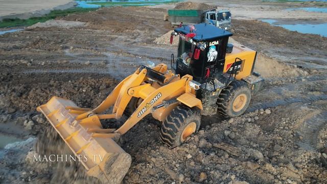 Extremely Land Filling Up Large Capacity Dump Truck Moving Dirt Hino 700 Bulldozer & Wheel Loader смотреть онлайн