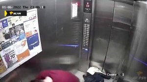 Неадекват ломает лифт