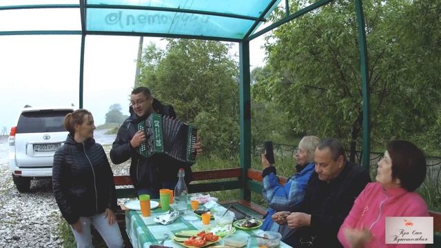 Байкальск.Частушки над Байкалом, или вот так !!!! встречают гостей Вепского поместья.