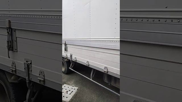 isuzu 4Hg1 bengkong ang cylinder head,( piston at liner may tama, kaya nag ooverheat. смотреть онлайн