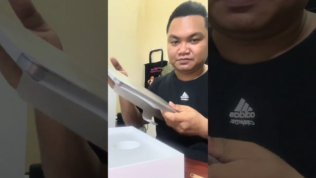 Why I Chose the MacBook Air M1 13-inch Over New Laptops in 2024? смотреть онлайн