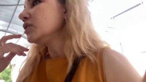 ВЛОГ Нужно собираться в Крым, а настроения нет! Купили Алисе укулеле Алёны Швец! Сделали фото Алисе