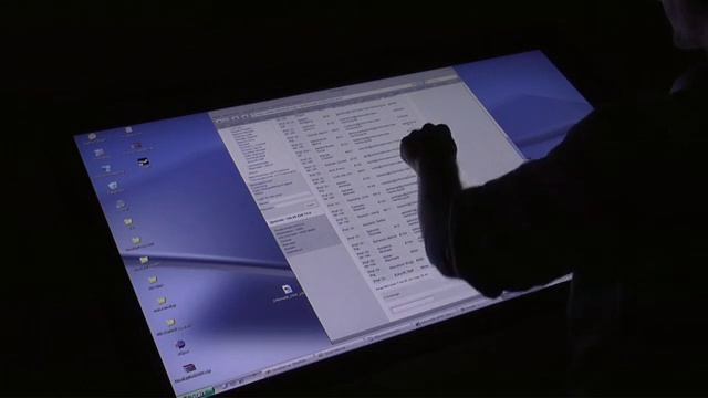 Multitouch Controlling Windows XP смотреть онлайн