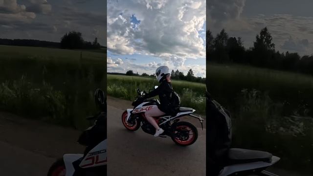 #мото #мотодевушки #намотоциклевплатье #покатушки #мотоцикл #ктм #ktm