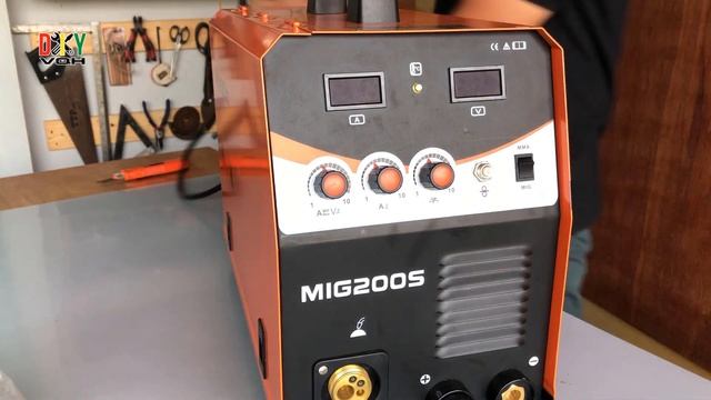 Unboxing and Testing MIG welding machine. Jasic 200S MIG welding смотреть онлайн