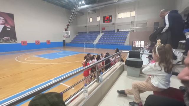 MASAL İLE VOLEYBOLDA BİRGÜN / Maç Günümüz смотреть онлайн