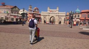 ВЛОГ Мили Ванили развлекается ВЕСЬ ДЕНЬ ! Летаем над Дубаи Гуляем в парках и ужинаем