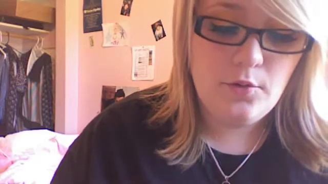 MAC Tinted Lip Conditioner Review! смотреть онлайн