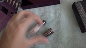 Получила посылку с испорченной помадой Urban Decay