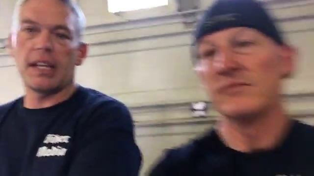 Filming Harley-Davidson Milwaukee-Eight Service, Oil Change & Safety Inspection смотреть онлайн