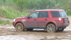 LR Freelander 2 в небольшой грязи часть 2 (Freelander 2 in a small mud. part 2)