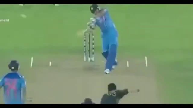 ROHIT SHARMA WITH I AM A RIDER SONG смотреть онлайн