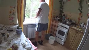 ЛЬЁТСЯ СМЕХ , А ДУША ПЛАЧЕТ .